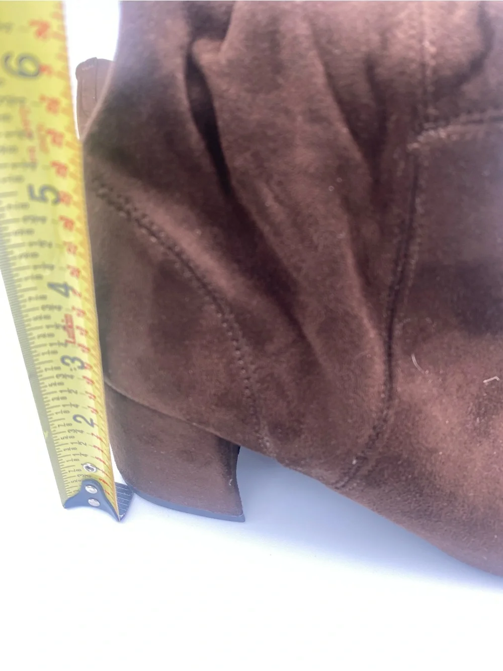Liz Claiborne Taupe Sweater with Dark Brown Shorts and Boots